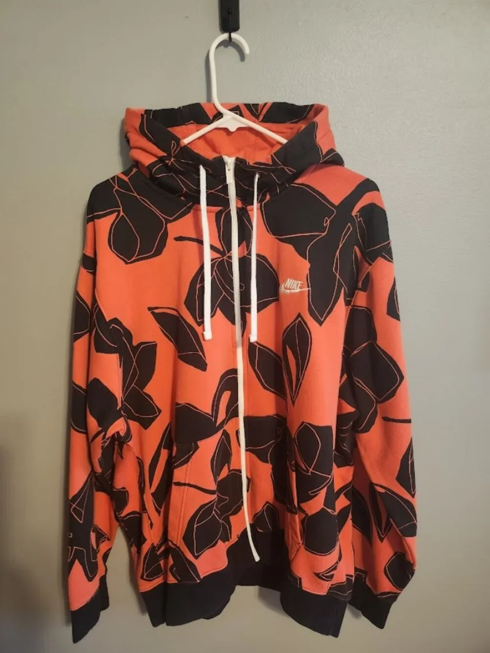 Nike Sportswear Club Floral Mens' Sweatshirt Salmon Pink and Black Size XL